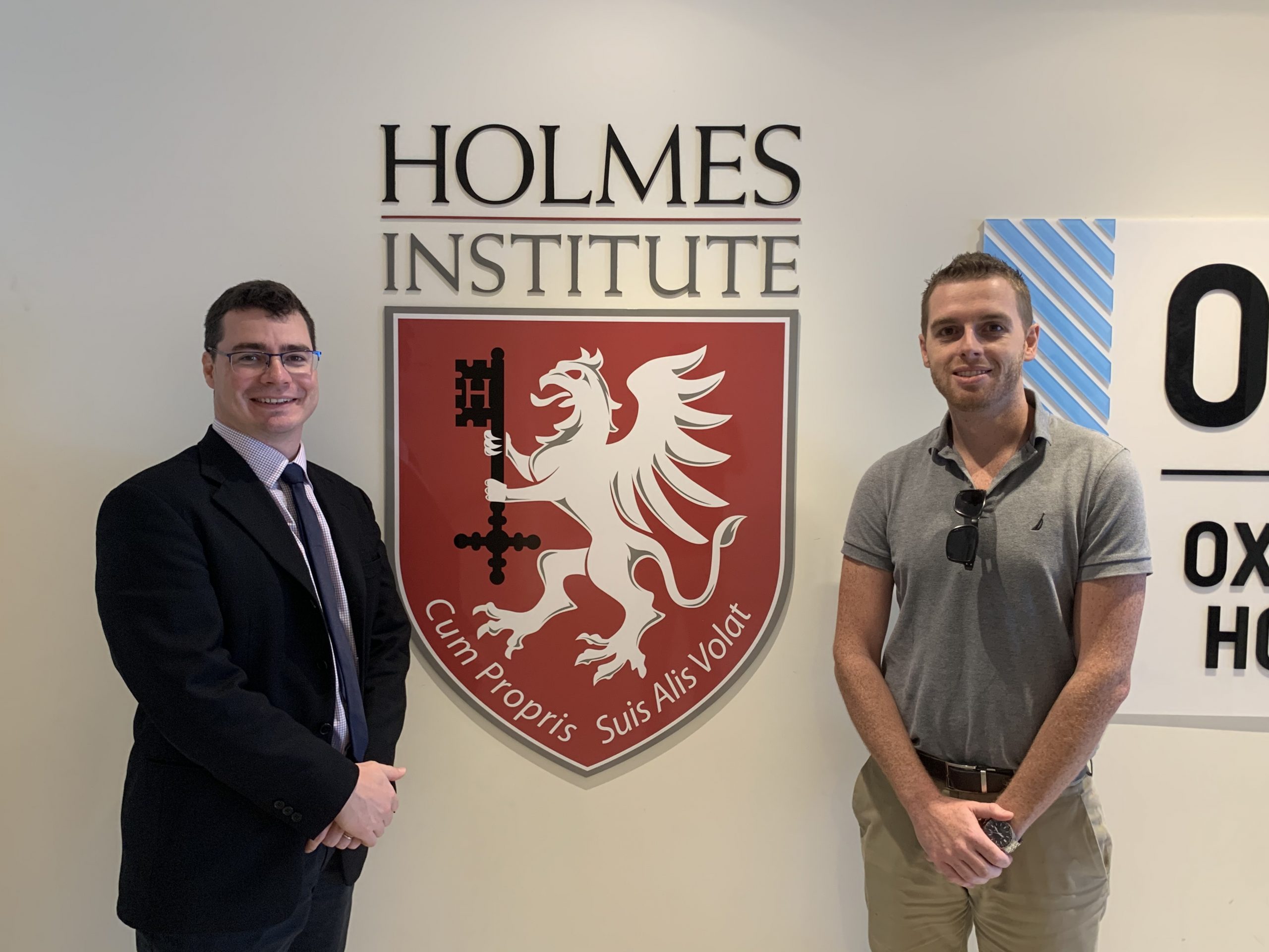 Holmes Institute's combined MBA + MPA degree - This is Australia